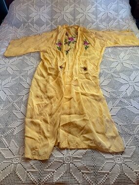 Yellow Embroidered Kimono Robe